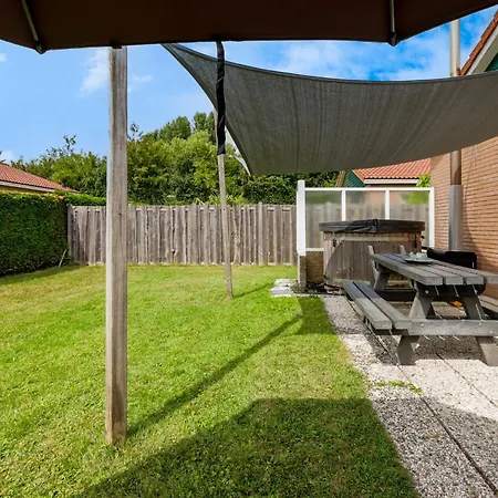 Rekerlanden 275 Vakantiepark Warmenhuizen